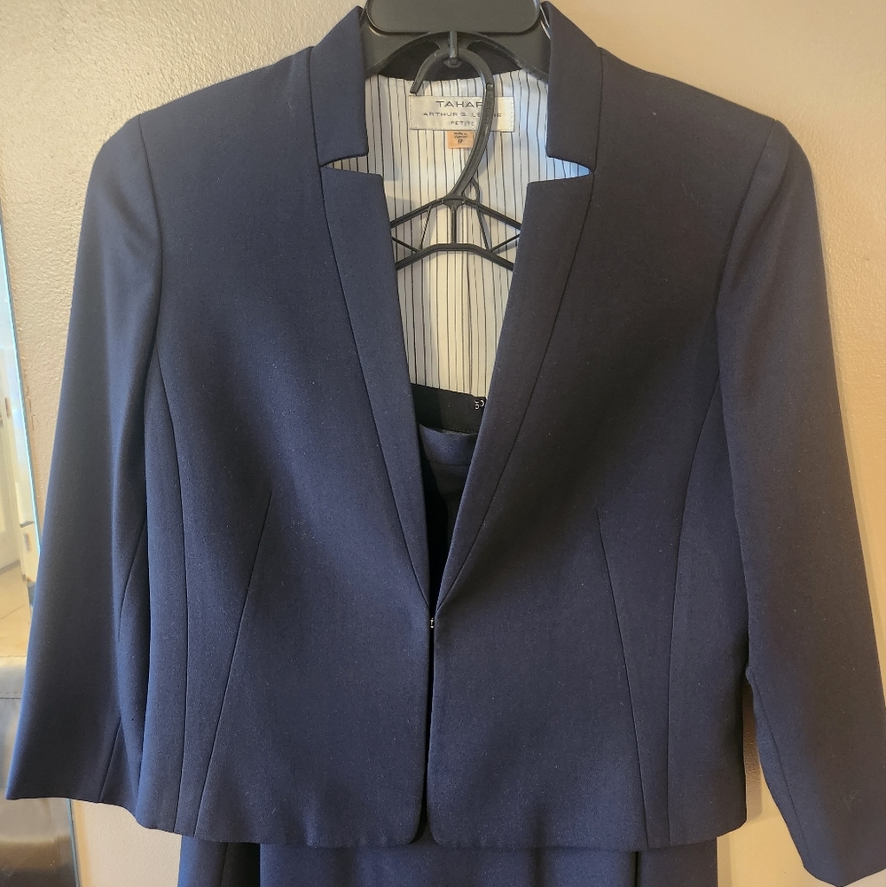 Tahari Skirt Suit, Jacket and Skirt, Navy Blue, 8P